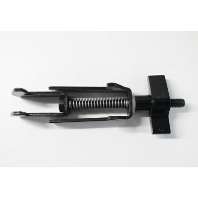 ABRAZADERA PARA TARIMA YS4