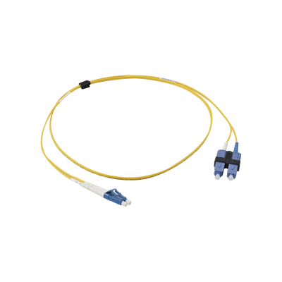 Jumper de Fibra Óptica Monomodo (OS2), XGLO, Riser, LC/UPC-SC/UPC Duplex, OFNR, Color Amarillo, 1 Metro (3.28 Pies)