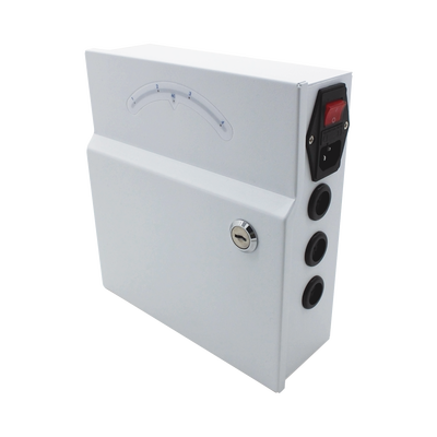 Fuente de poder profesional de 24 Vca @ 4 Amper, para 4 camaras, con voltaje de entrada de: 110 Vca 