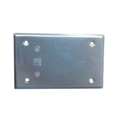 Tapa Ciega Rectangular / 4 Diámetros.