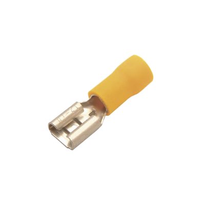 Terminal tipo hembra aislada 0.250 / 12 - 10 AWG / Amarillo / Para baterías con terminal F1 / Paquete de 25 piezas.