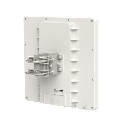  (QRT 5) Punto de Acceso hasta 300 Mbps en 5 GHz (4.9 - 5.875), Antena Integrada 24 dBi, Hasta 1000 mW de Potencia