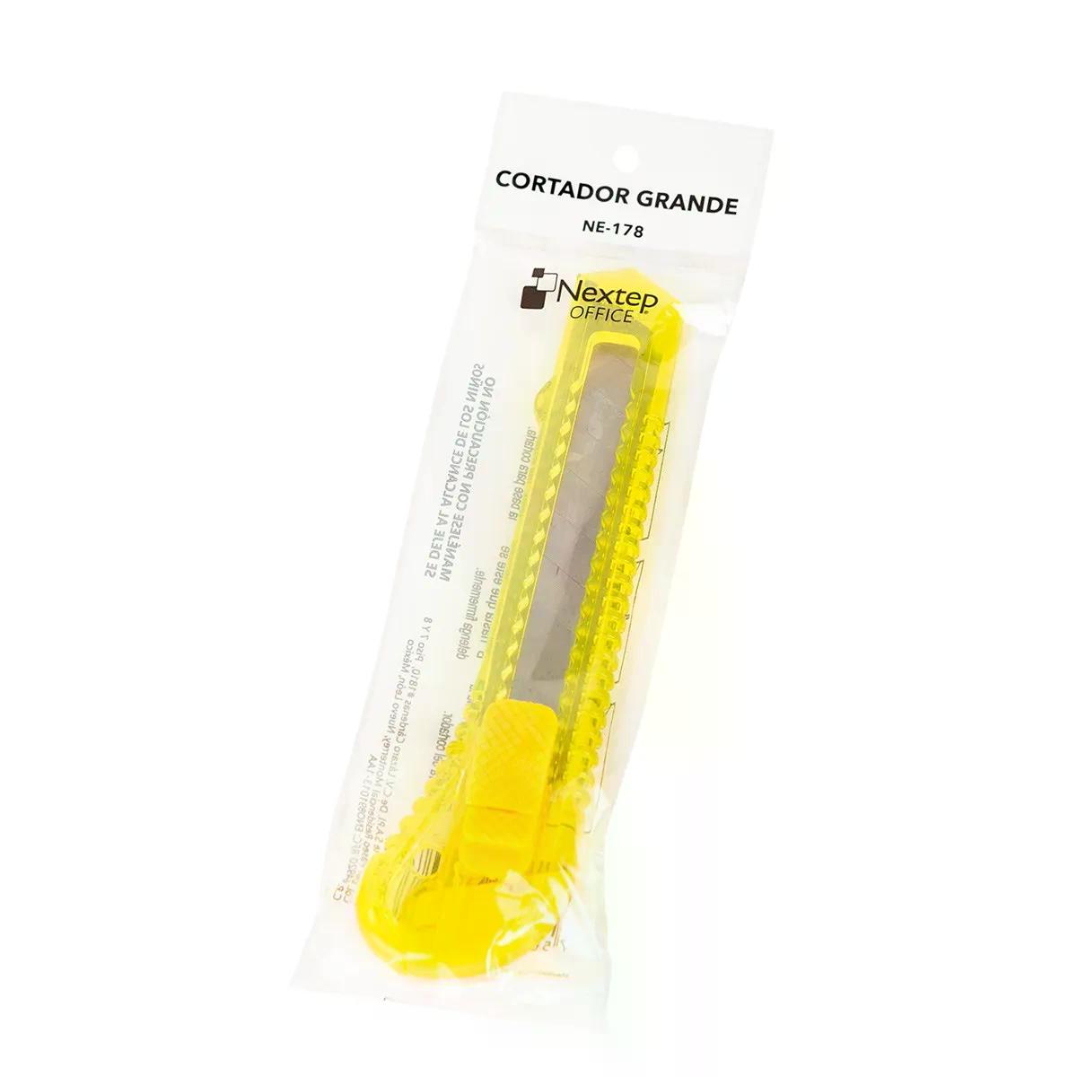CUTTER DE PLASTICO NEXTEP TAMAÑO GRANDE, NAVAJA 18MM C/12, NE-178