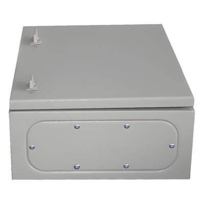 Gabinete de Acero IP66 Uso en Intemperie (400 x 600 x 200 mm) con Placa Trasera Interior Metálica y Compuerta Inferior Atornillable (Incluye Chapa y Llave). - Imagen 3