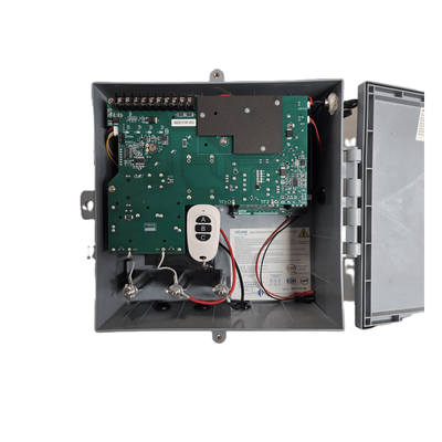 Energizador para Cerco Eléctrico AF-CR / 10,000 Volts / 10,000 Metros Lineales / Alimentación AC 127-220V o Solar / Control Remoto RF 433 MHz / Sistema de Alarma Integrado / Salida Auxiliar 12Vdc 1.5A / Respaldo con Batería Interna 4A - Imagen 3