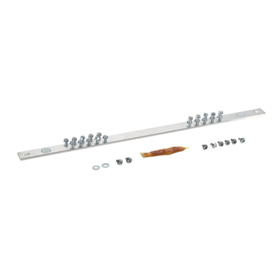 Barra de Conexión a Tierra, Para Rack de 19", Con 20 Orificios Para Conexión Rápida de Equipos, Incluye 20 Tornillos # 12-24 x 1/2" Instalados - Imagen 3
