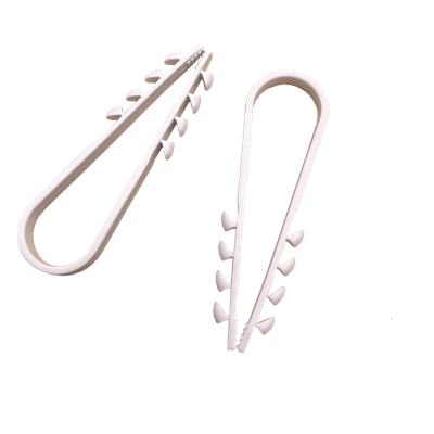 Bolsa con 100 clips sujetadores de plástico para cables de 11 a 19 mm. Ideales para instalaciones en pared, brindan sujeción firme y segura. - Imagen 3