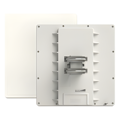 (QRT 5 ac) Punto de Acceso AC hasta 450 Mbps en 5GHz (4.9 - 5.875), Antena Integrada 24 dBi, Apertura V 10.5° H 10.5°, Hasta 1000 mW de Potencia
