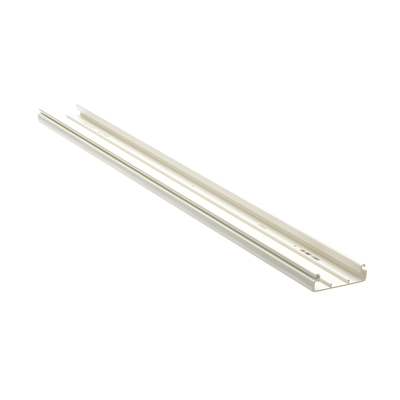 Base para canaleta / PVC rígido / 60.3 x 18.5 x 2400 mm / UL94 V-0 / TIA/EIA-568-B / 2.12 in² / 7.87 pies de largo