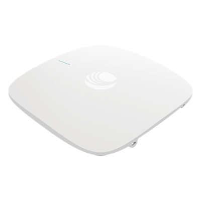 Access Point cnPilot XE3-4 WiFi 6/6E 802.11ax (2.4, 5 y 6 GHz), 3 radios definidos por software (SDR), MU-MIMO 4x4, Políticas de control de aplicaciones, hasta 1,500 clientes, gestión desde la nube, hasta 6.6 Gbps.
