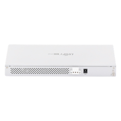 Switch UniFi 7 puertos (1 x consola, 4 x PoE++ 802.3bt y 2 SFP+) - Imagen 7