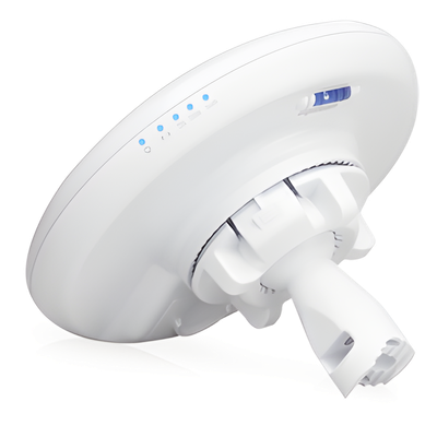 Radio airMAX de alta capacidad, hasta 1 Gbps en 60 GHz con failover en 5 GHz, con antena integrada de 17.2 y 10 dBi respectivamente - Imagen 5