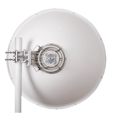 Antena direccional Alto Rendimiento / Parábola profunda para mayor aislamiento al ruido /4 ft / Guía de onda para radio B5x y C5x / Ganancia de 35 dBi / Soporte de acero inoxidable / Polaridad en 90 ° y 45 ° / Incluye montaje. - Imagen 3
