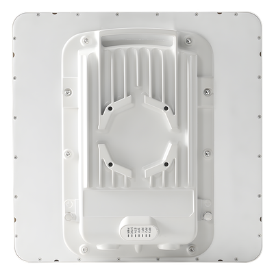 PTP-550  Hasta 1.36 GBps / 5150 - 5950 MHz / 802.11 AC Wave 2  MU-MIMO 4: 4x4 / BackHaul con Antena Integrada (Alta ganancia 23 dBi)  -  C050055H010A