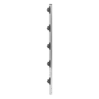 Poste de Paso de 1m para Cerca Electrificada de PTR Cuadrado de Aluminio de 1" de lado con 5 Aisladores Instalados.