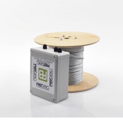 Kit de Cable Sensor Perimetral IRONCLAD para Cercas Ciclónicas / 152 METROS / 1 ZONA / Sin Falsas Alarmas por Viento / TODO Incluido/TARJETA LPU400/ Calibración por Software - Imagen 3