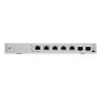 Switch UniFi 7 puertos (1 x consola, 4 x PoE++ 802.3bt y 2 SFP+) - Imagen 4